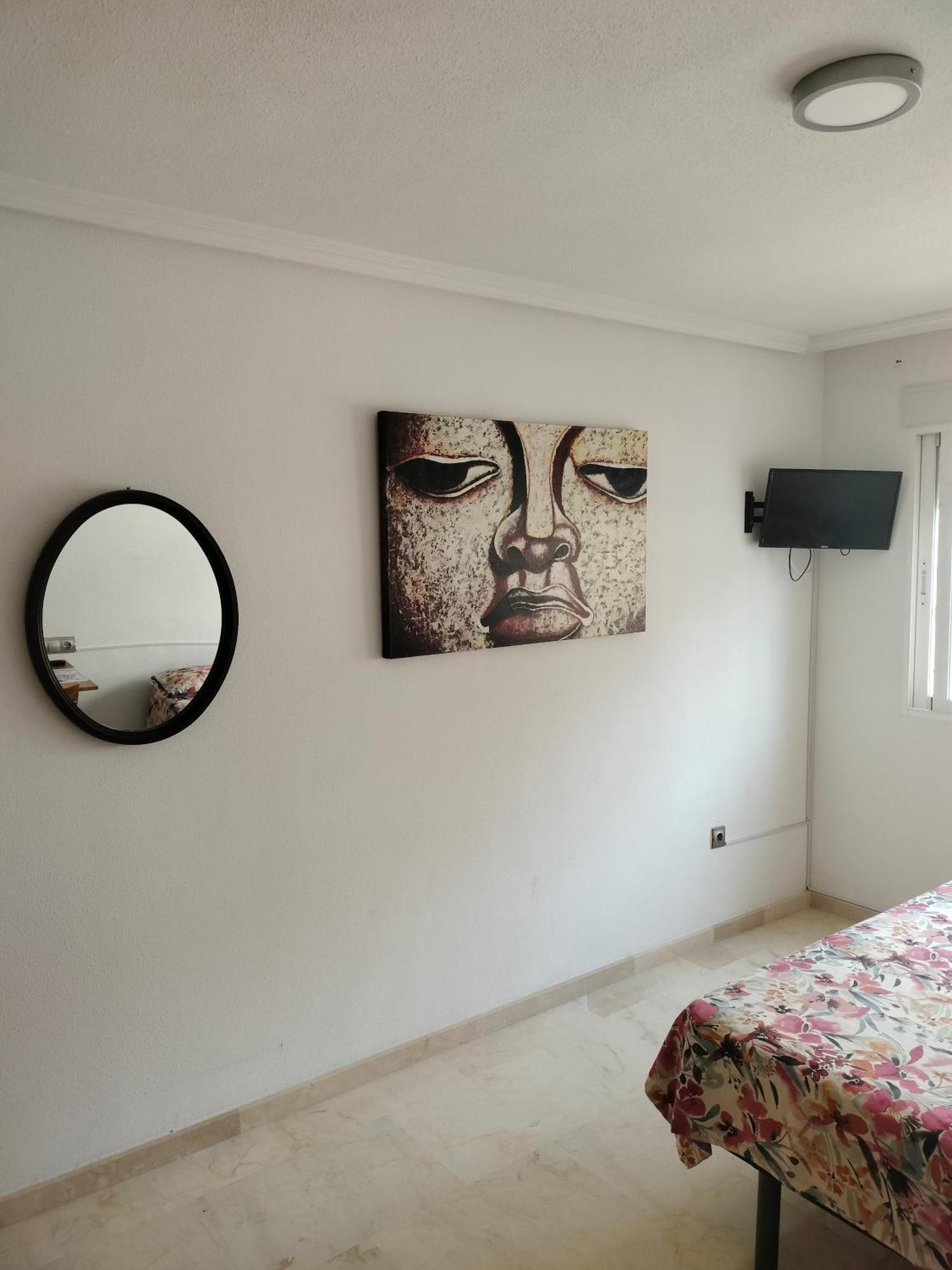 Holiday Centre Deluxe Apartment อาลิกันเต ภายนอก รูปภาพ